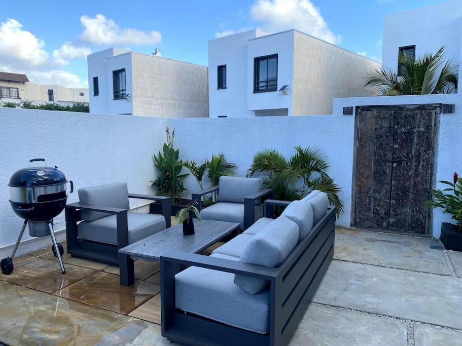 Magnifique Villa Avec Piscine Grand Bay Luaran gambar